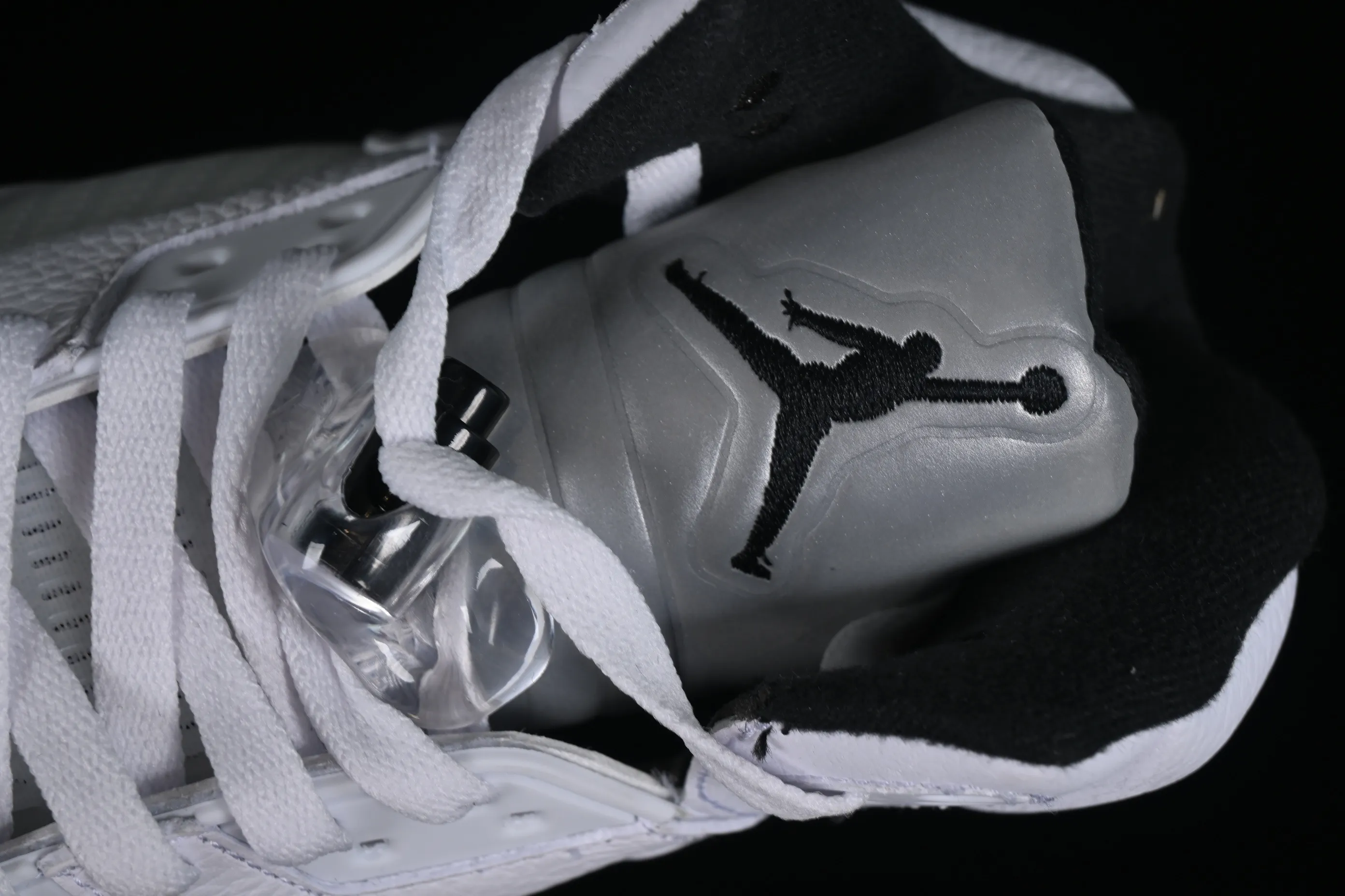 All categories Air Jordan Jordan series basketball shoes Air Jordan 5 Air Jordan 5 Retro AJ5 Joe 5 white black DD0587-110